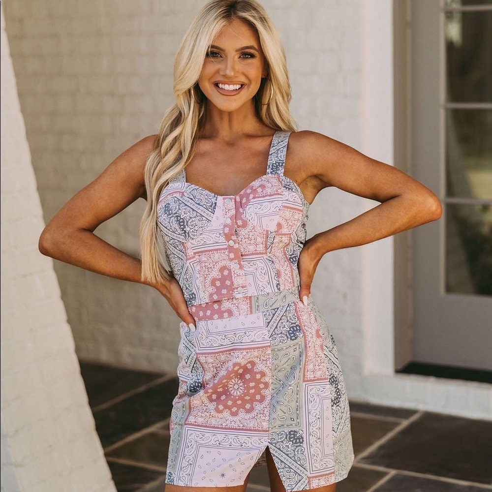 Baevely by wellmade Inc. paisley 2 piece dress set - size M